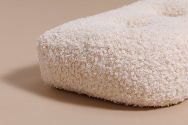 Cuscino Lettera B - Vanilla Boucle