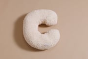 Cuscino Lettera C - Vanilla Boucle