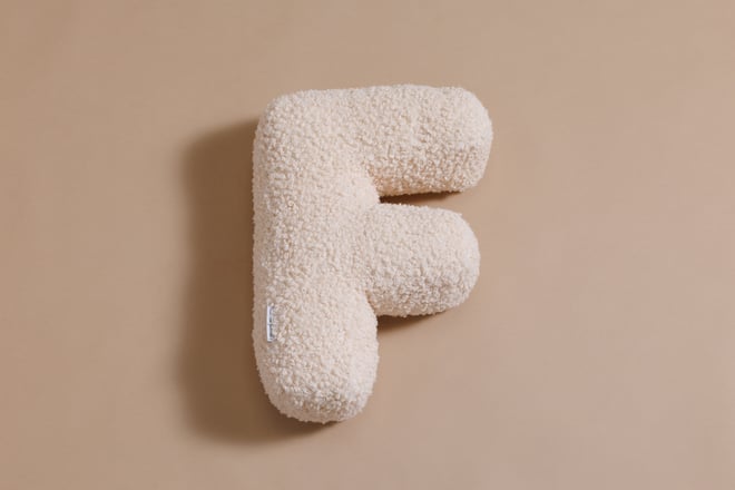 Coussin Lettre F - Bouclé Vanille