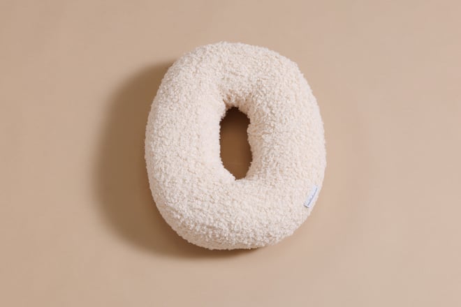 Cuscino Lettera O - Vanilla Boucle