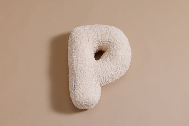 Cuscino Lettera P - Vanilla Boucle