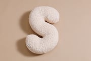 Coussin Lettre S - Bouclé Vanille