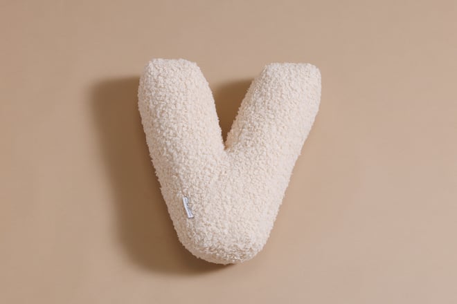 Cuscino Lettera V - Vanilla Boucle