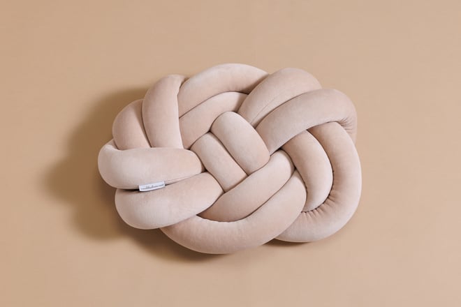Coussin Noeud Beige