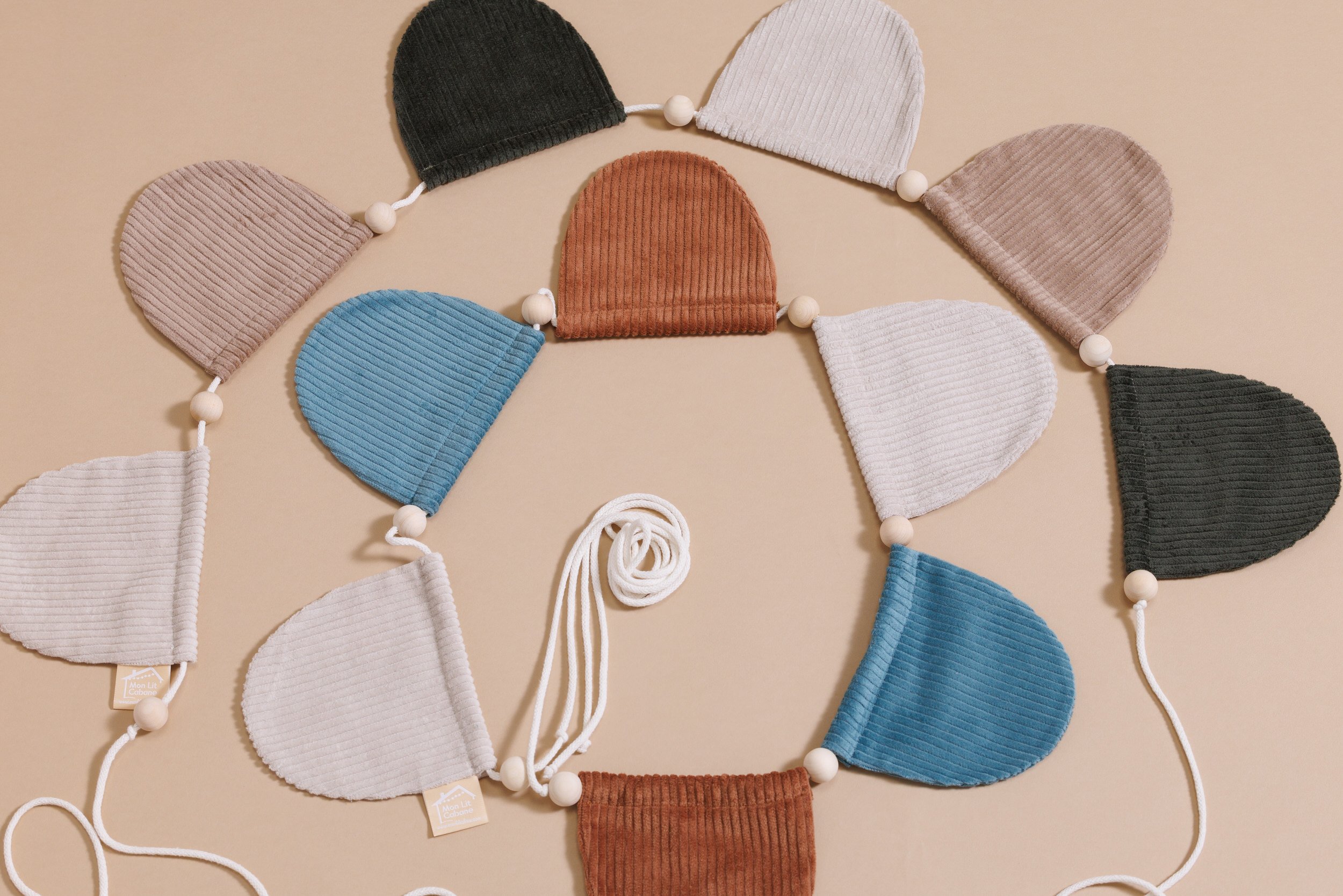 Corduroy Semi-Circles Garland Cappuccino and Bottle Green Corduroy Semi-Circles Garland Cappuccino and Bottle Green