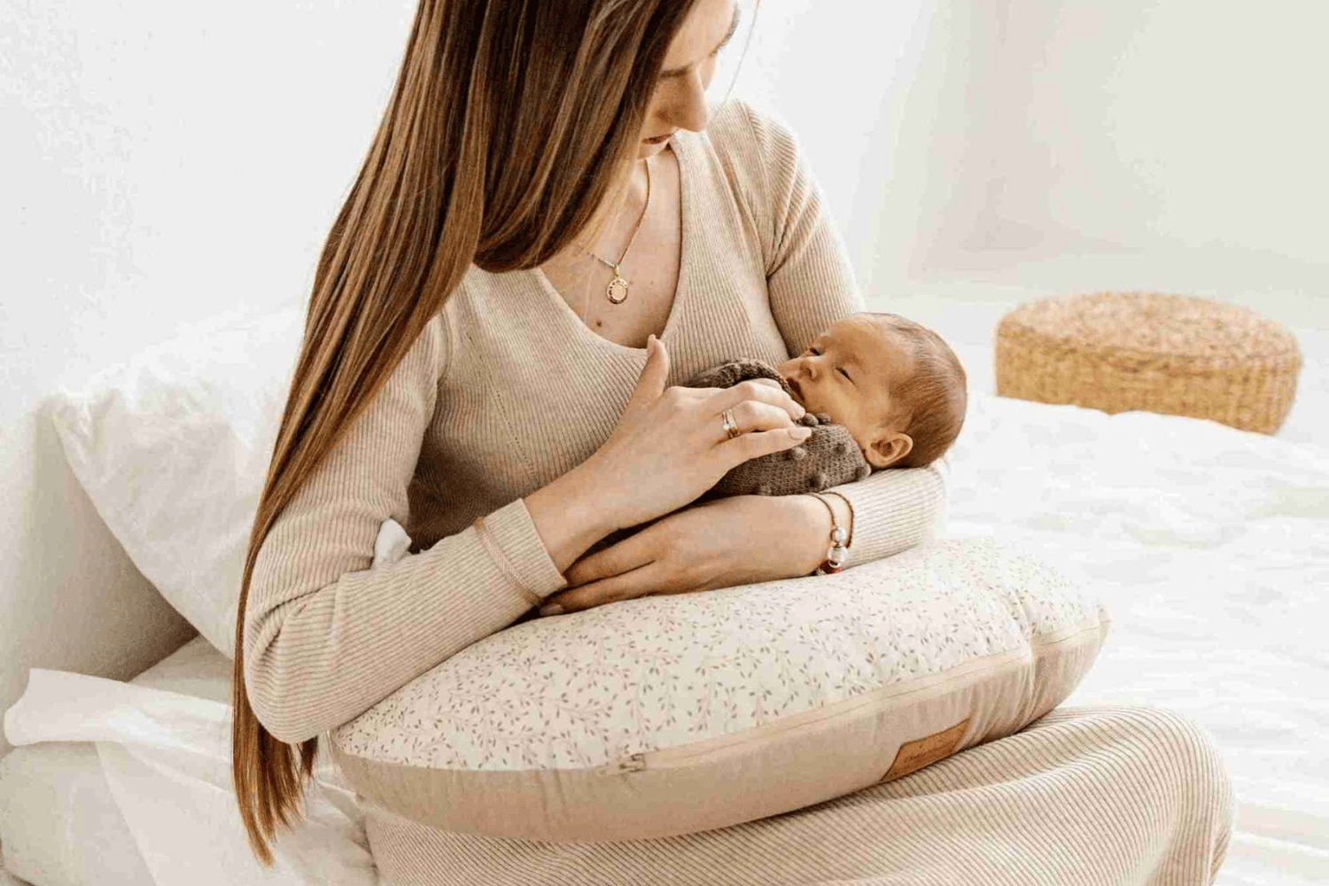 - Coussin d'Allaitement Herbs - Beige (Mon Lit Cabane) - Image 2