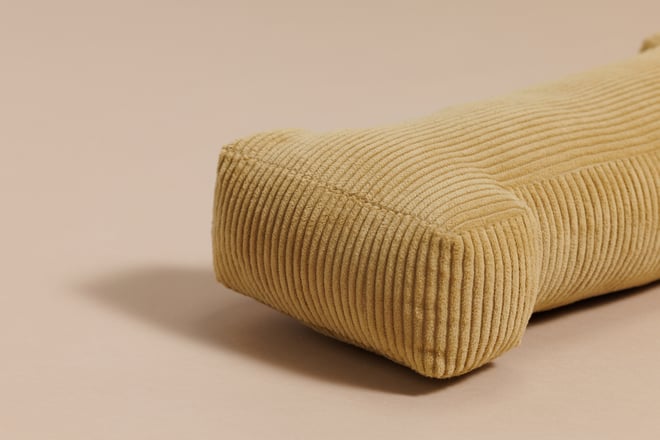 Coussin Lettre I - Velours Côtelé Miel