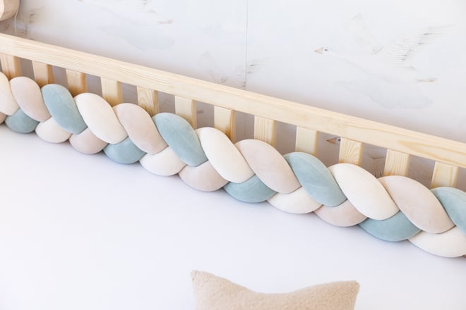 Sage Green, Almond and Beige Bed Bumper - 3 Ropes