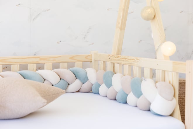 Sage Green, Almond and Beige Bed Bumper - 3 Ropes
