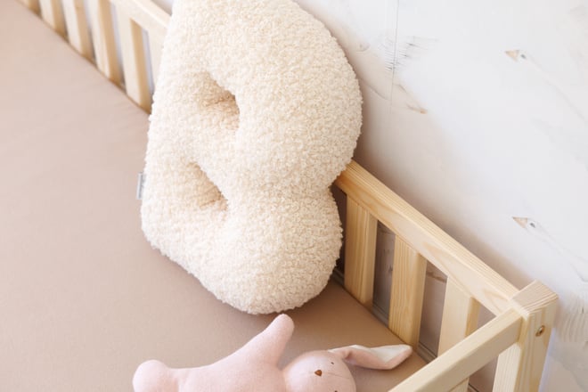Coussin Lettre B - Bouclé Vanille