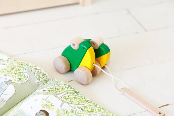 Jumping Frogs Wooden Toy