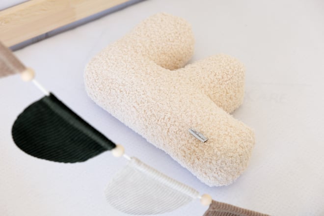 Cuscino Lettera F - Vanilla Boucle