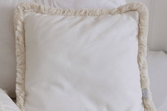 Cuscino Boho Vaniglia con Frangia