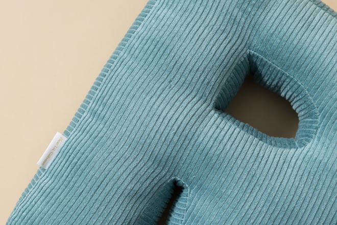 Cuscino Lettera R - Velluto a Coste Blu
