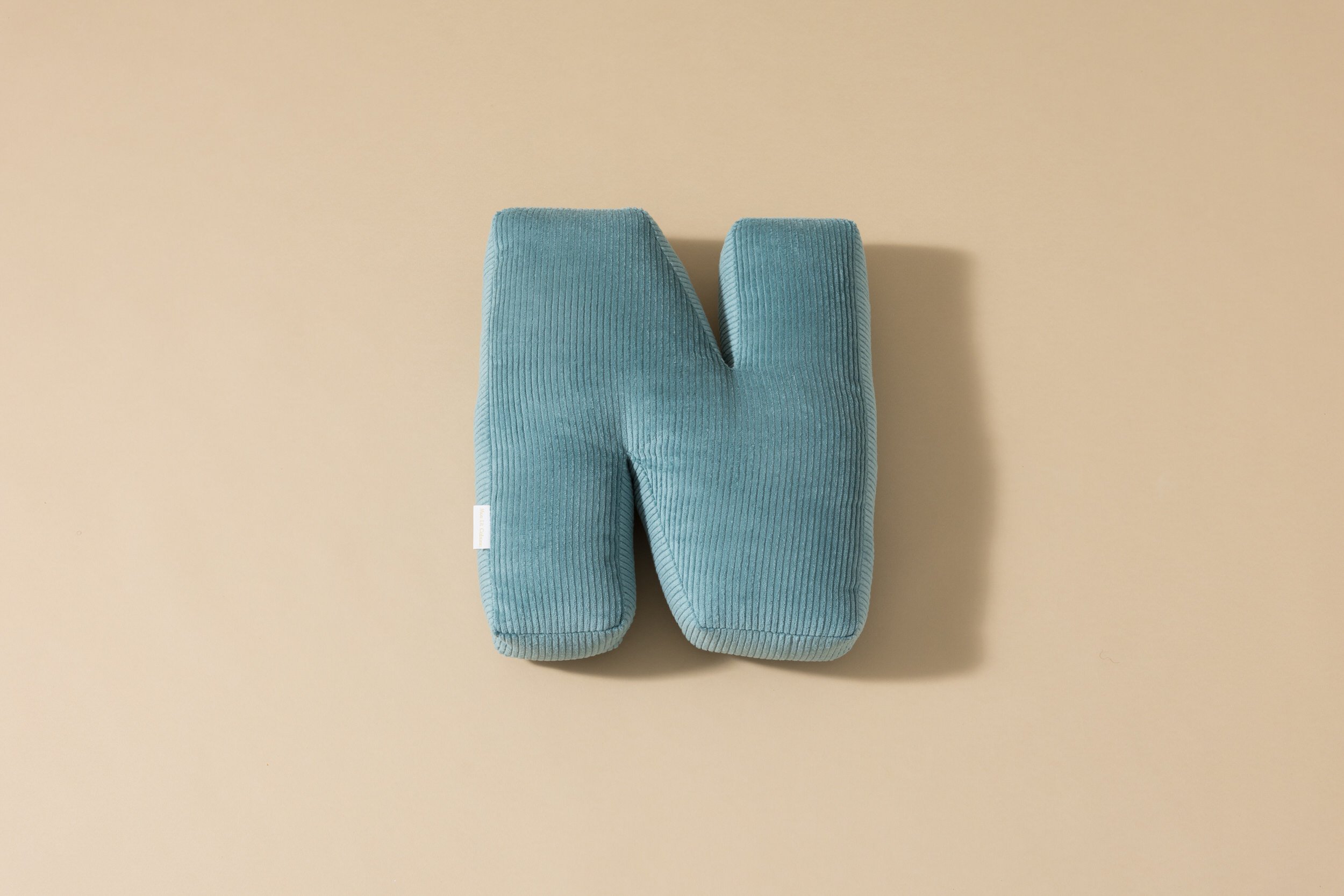 Coussin Lettre N - Velours Côtelé Bleu Coussin Lettre N - Velours Côtelé Bleu