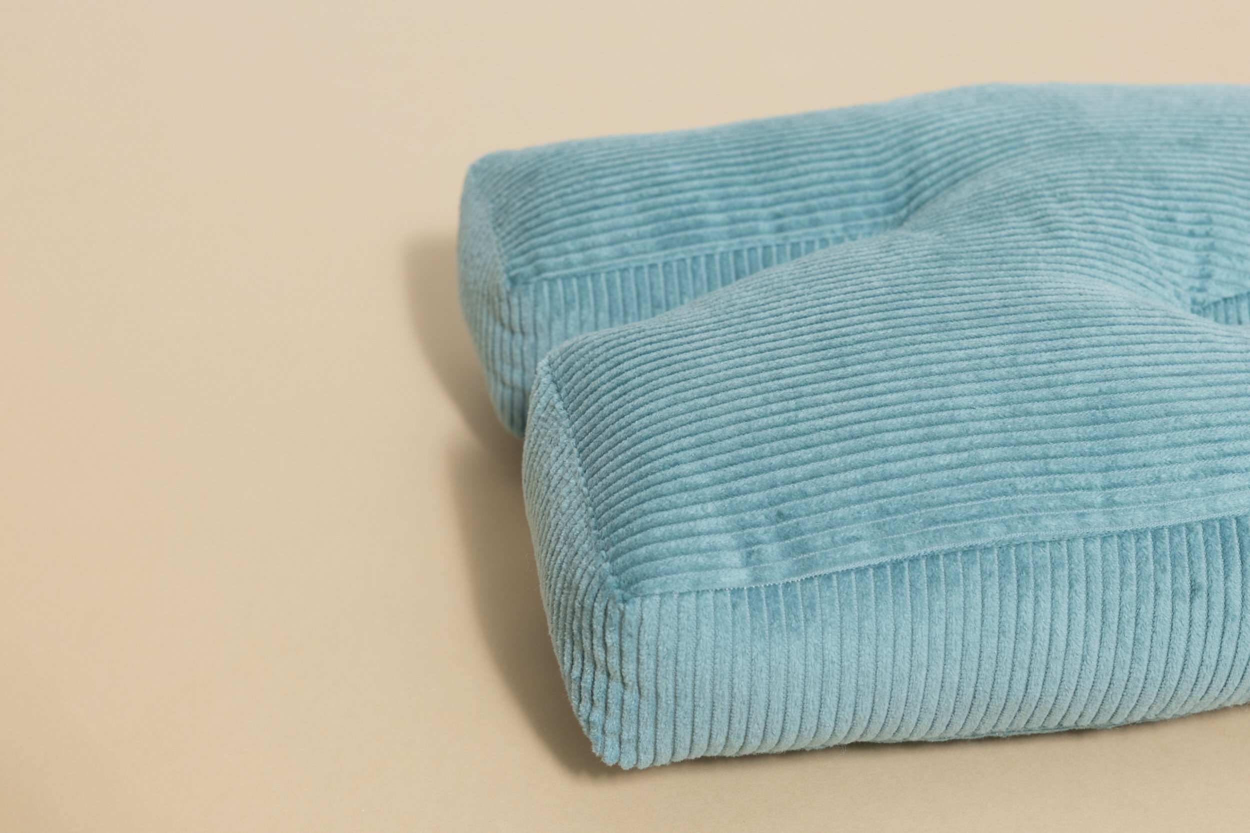 Coussin Lettre N - Velours Côtelé Bleu Coussin Lettre N - Velours Côtelé Bleu