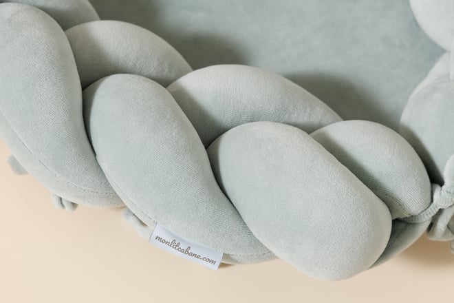 Redutor de Cama Verde Sálvia Trançado