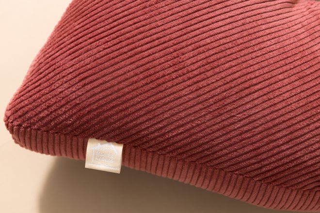 Coussin Coeur en Velours Côtelé Framboise