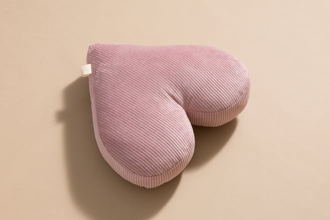 Coussin Coeur en Velours Côtelé Rose