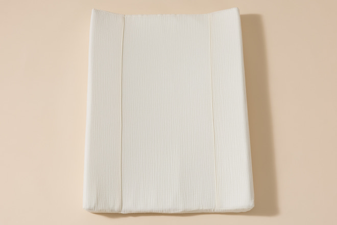 Muslin Changing Table Cream