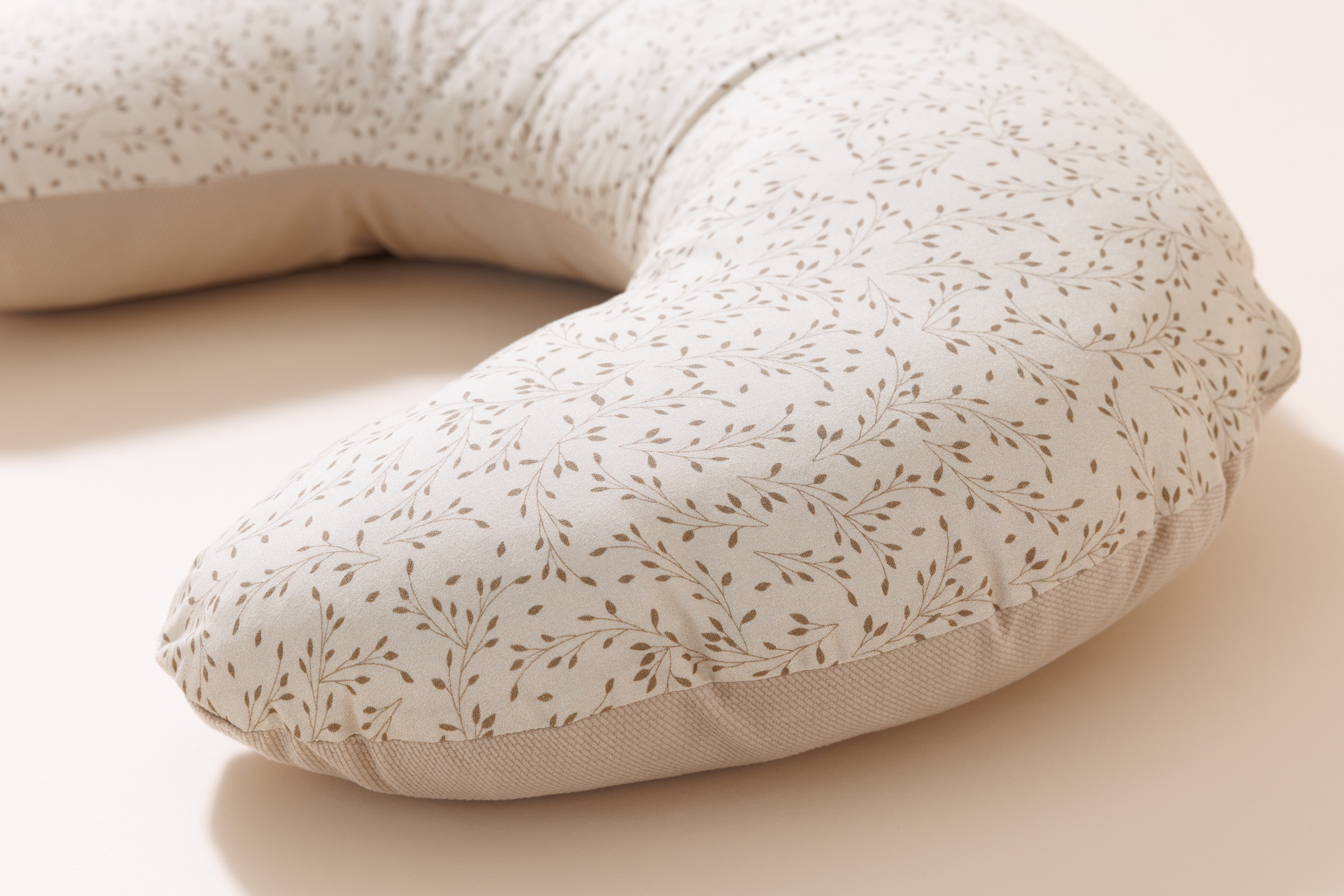 - Coussin d'Allaitement Herbs - Beige (Mon Lit Cabane) - Image 6