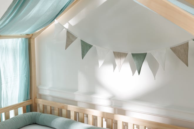 Guirlande Triangles en Lin Blanc et Vert