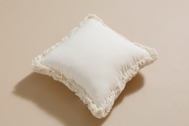 Coussin à Franges Vanille