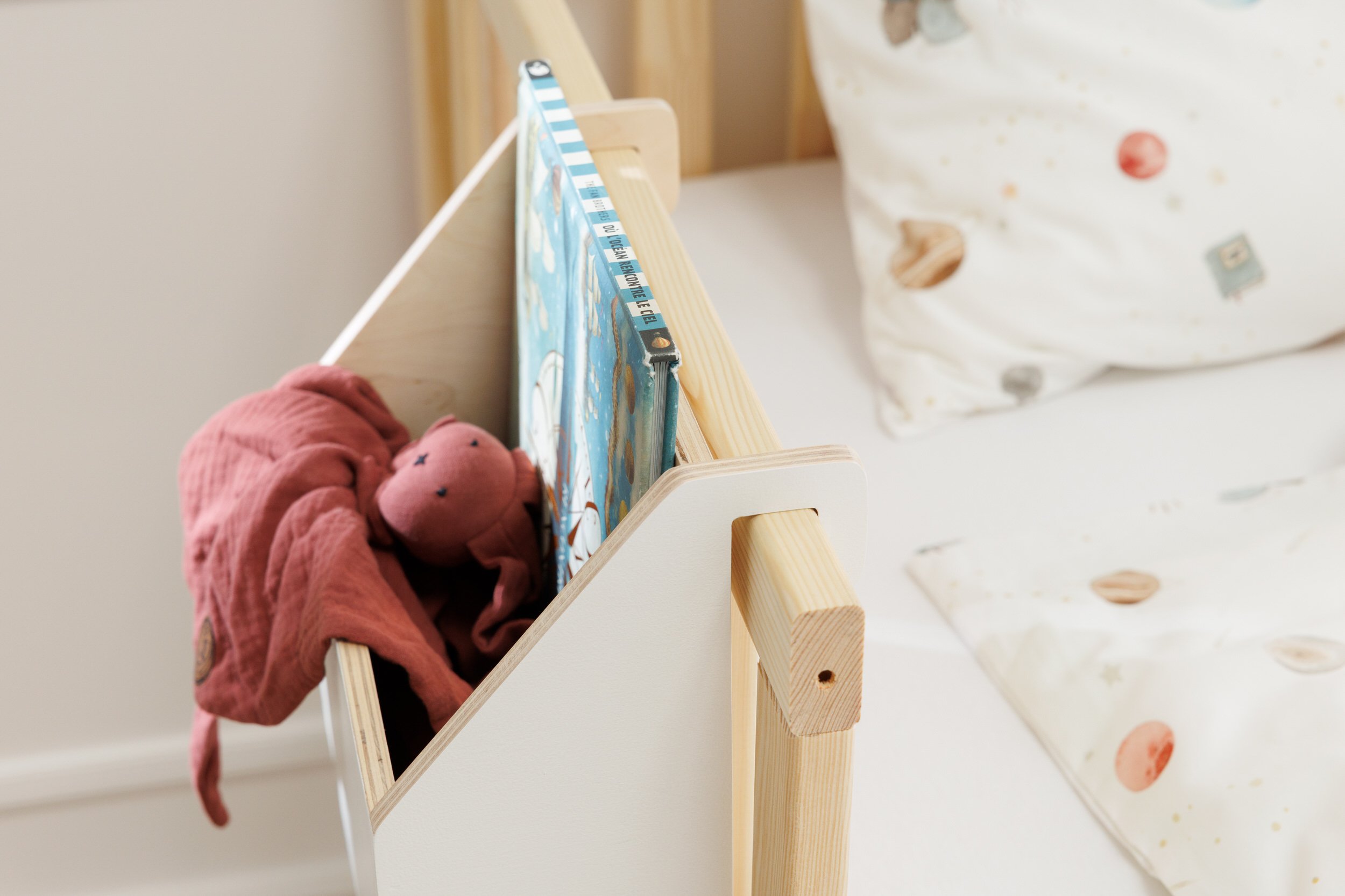 Porta Libros de Madera - Blanco Porta Libros de Madera - Blanco