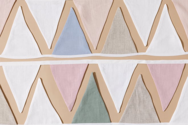 Linen Triangles Garland White and Pink