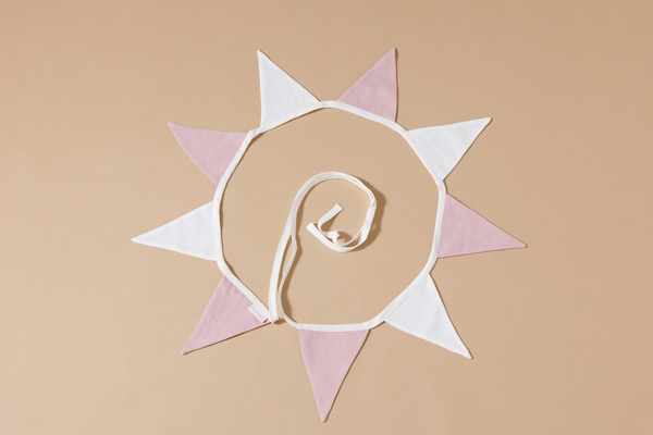 Leinen Dreiecke Girlande Weiß und Puderrosa