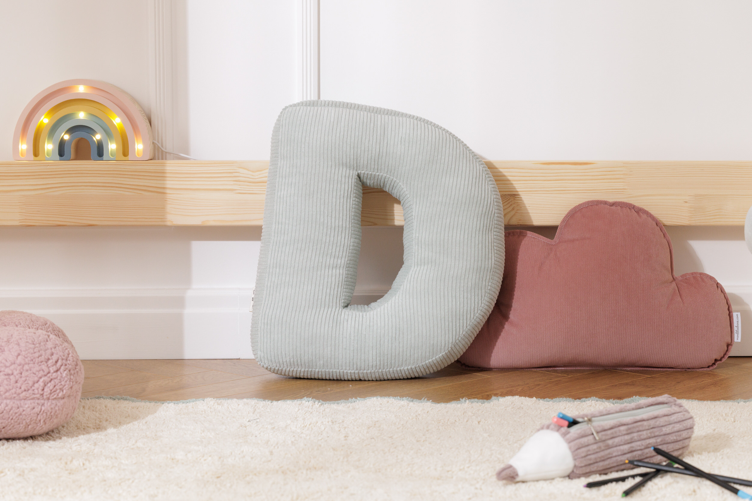 Coussin Lettre D - Velours Côtelé Vert d'eau Coussin Lettre D - Velours Côtelé Vert d'eau