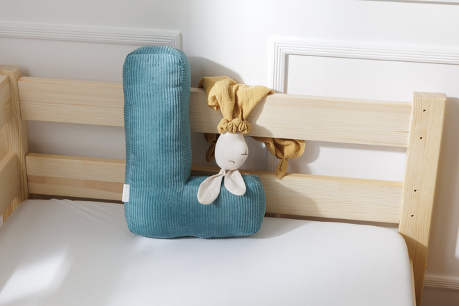 Coussin Lettre L - Velours Côtelé Bleu