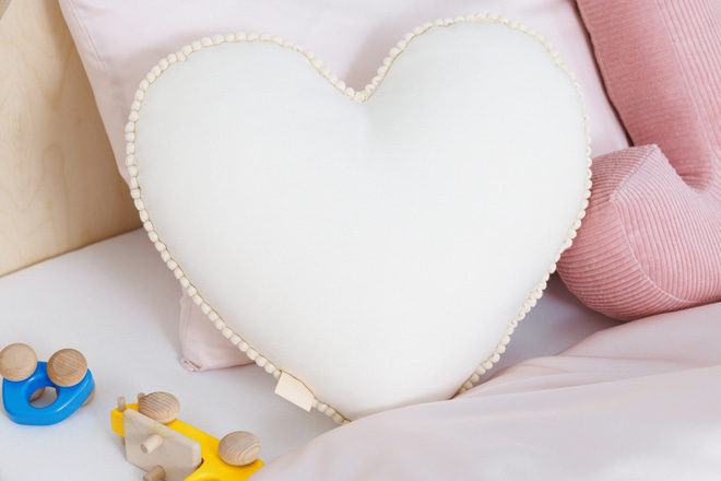 Boho Heart Cushion Vanilla