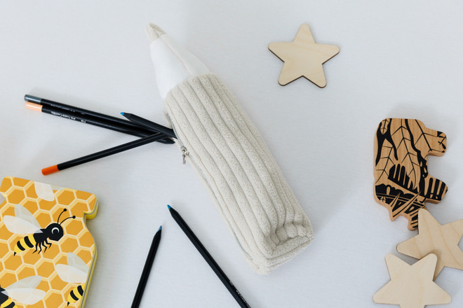 Trousse à Crayons en Velours Côtelé Off White