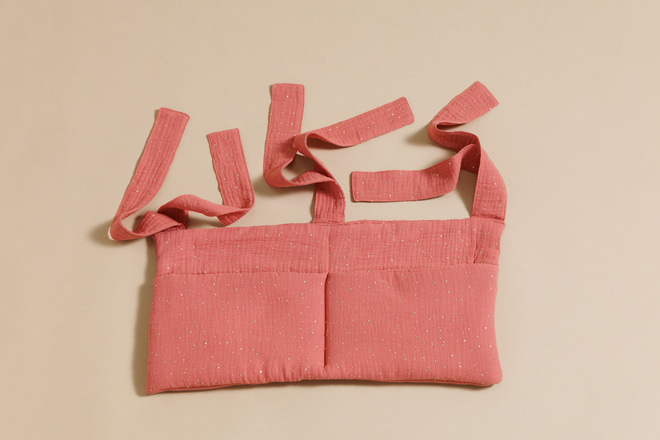Bolsa de Almacenamiento Cama - Coral y lunares dorados