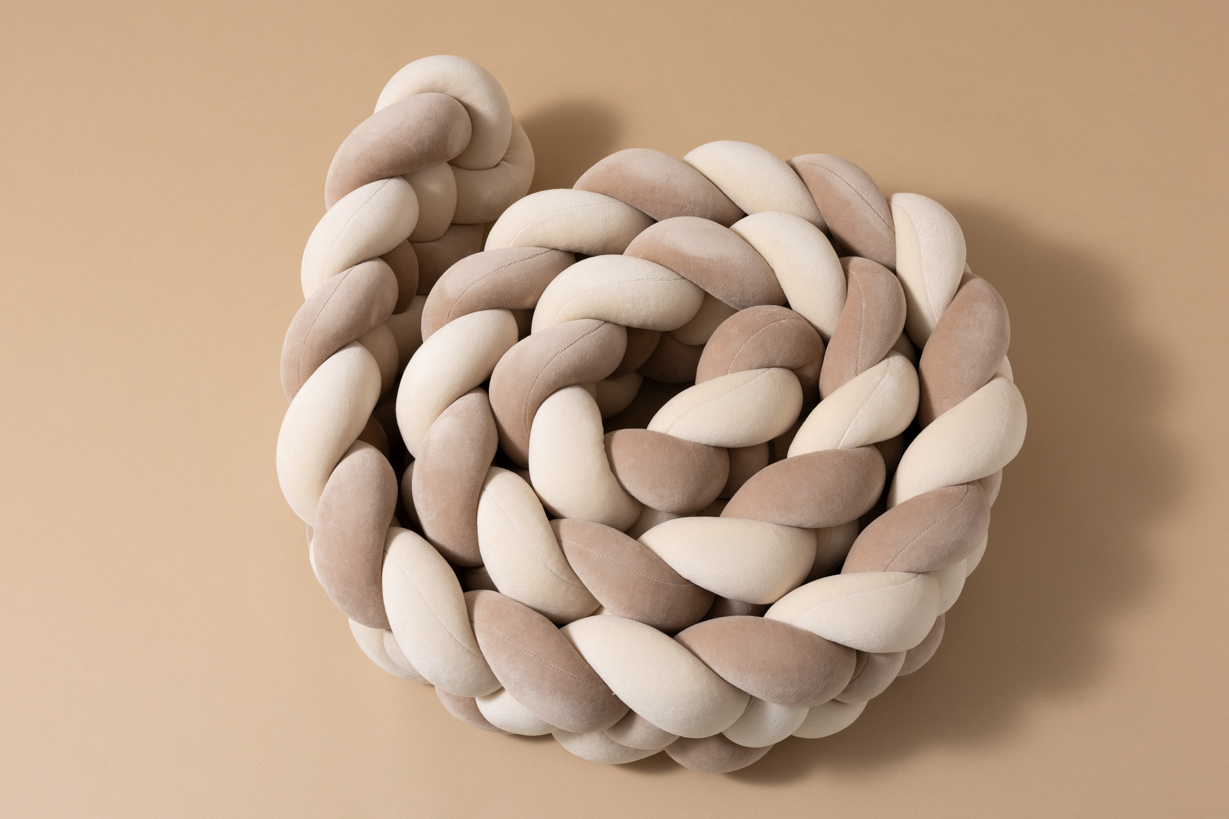 Cappuccino and Almond Bed Bumper - 4 Ropes Cappuccino and Almond Bed Bumper - 4 Ropes