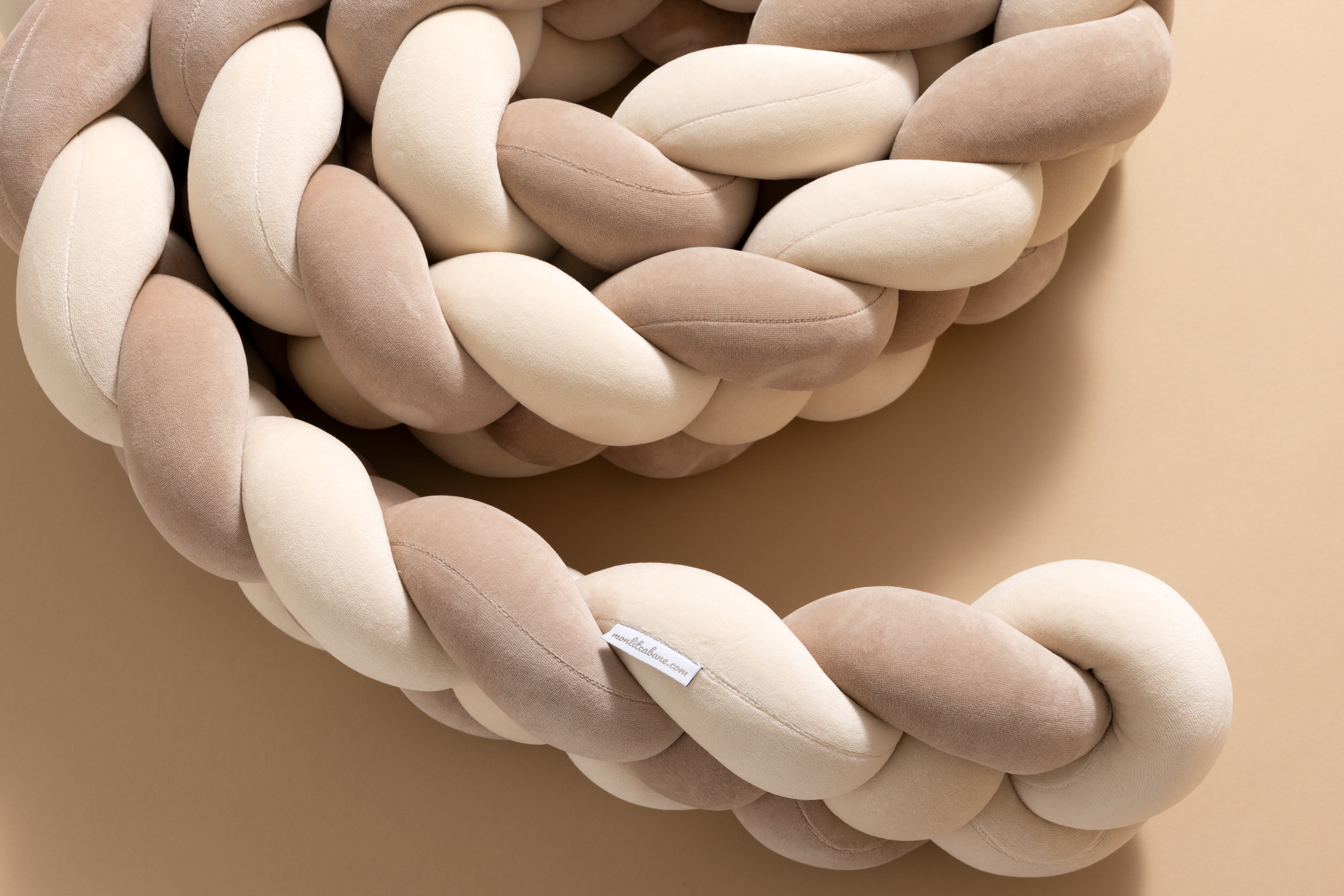 Cappuccino and Almond Bed Bumper - 4 Ropes Cappuccino and Almond Bed Bumper - 4 Ropes
