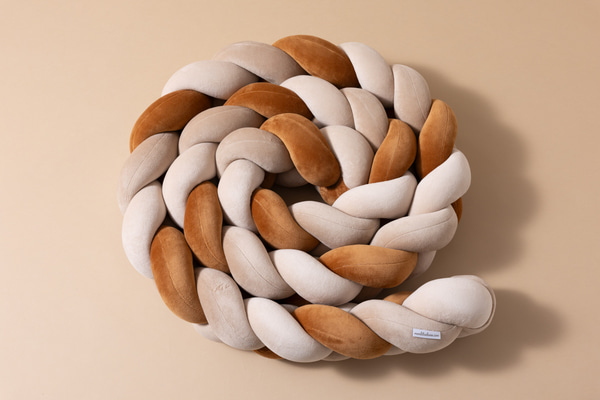 Pletený mantinel postýlky 3 Klasy – Cappuccino, Beige, Cannelle