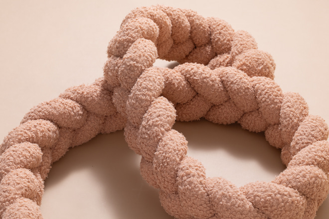 Peach Boucle Bed Bumper - 3 Ropes
