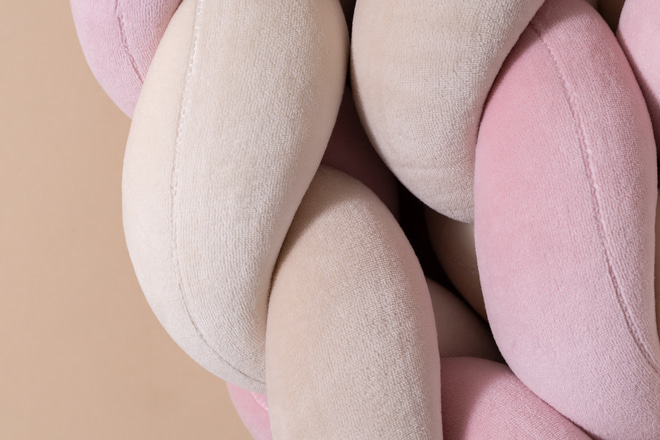 Powder Pink, Almond and Beige Bed Bumper - 3 Ropes