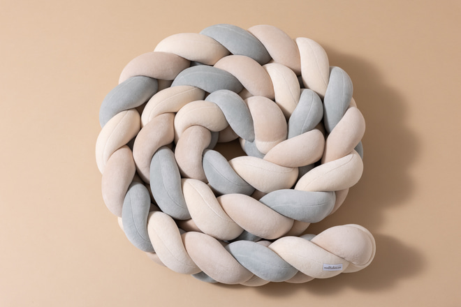 Sage Green, Almond and Beige Bed Bumper - 3 Ropes