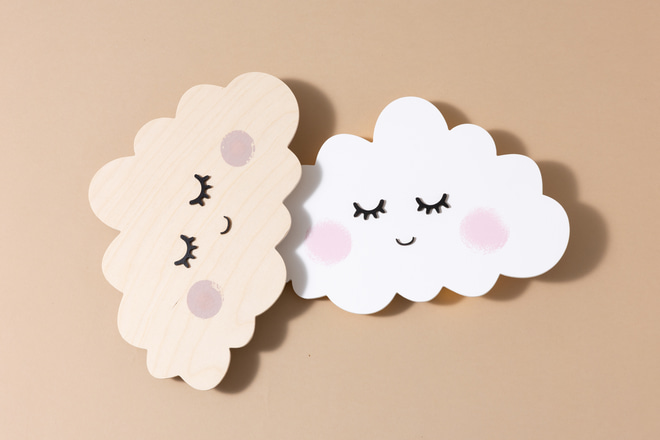 Smiling Cloud Lamp - Natural
