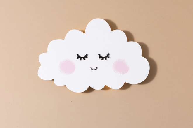 Smiling Cloud Lamp - White