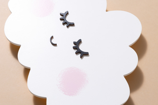 Smiling Cloud Lamp - White