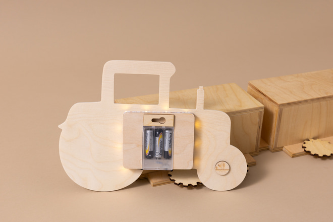Mint Tractor Shelf / Wall Lamp