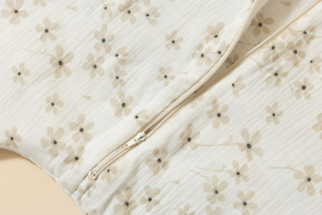 Lila Sleeping Bag With Legs
