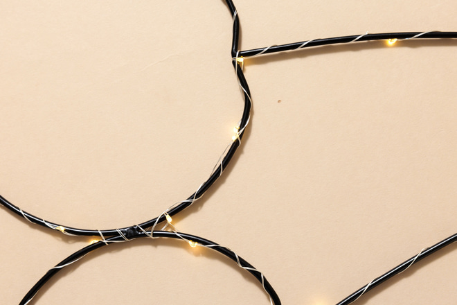 Black Metal Wire LED Light - Cherry