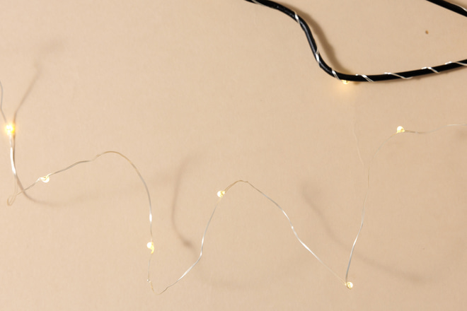 Ghirlanda Luminosa LED in Filo Metallico Nero - Conchiglia