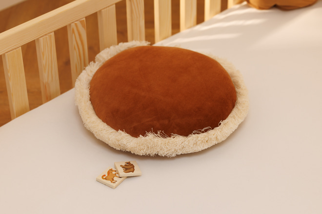 Round Velour Fringed Cushion - Cinnamon