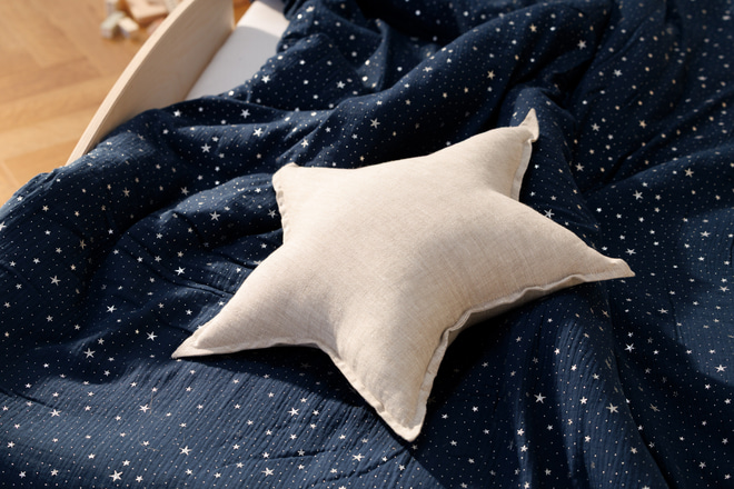 Ensemble Couette et Oreiller 120x170 Mousseline de Coton Avec Garnissage.- Bleu Marine à Étoiles Argentées 